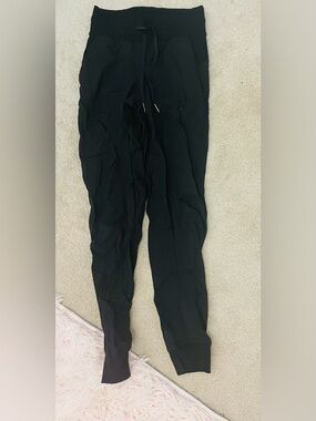 Lululemon women’s 0 dance studio joggers